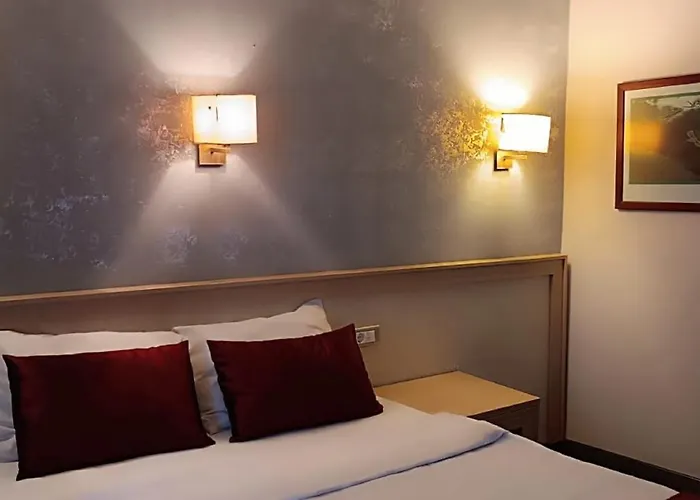 ホテル Cashmere 4*